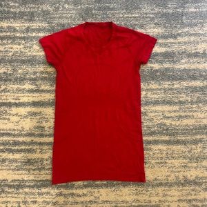 Lulu lemon swift tech~ perfect condition size 6 top